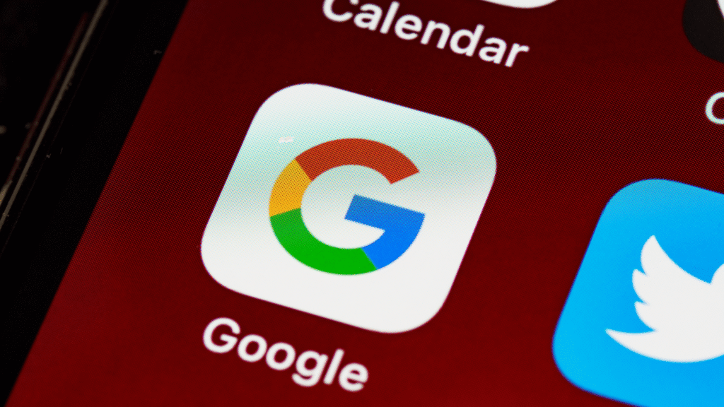 APK vs Google Play Store Apps